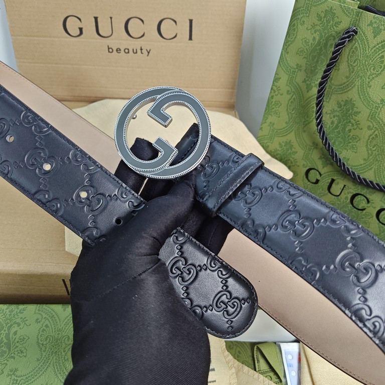 G*u*i belts